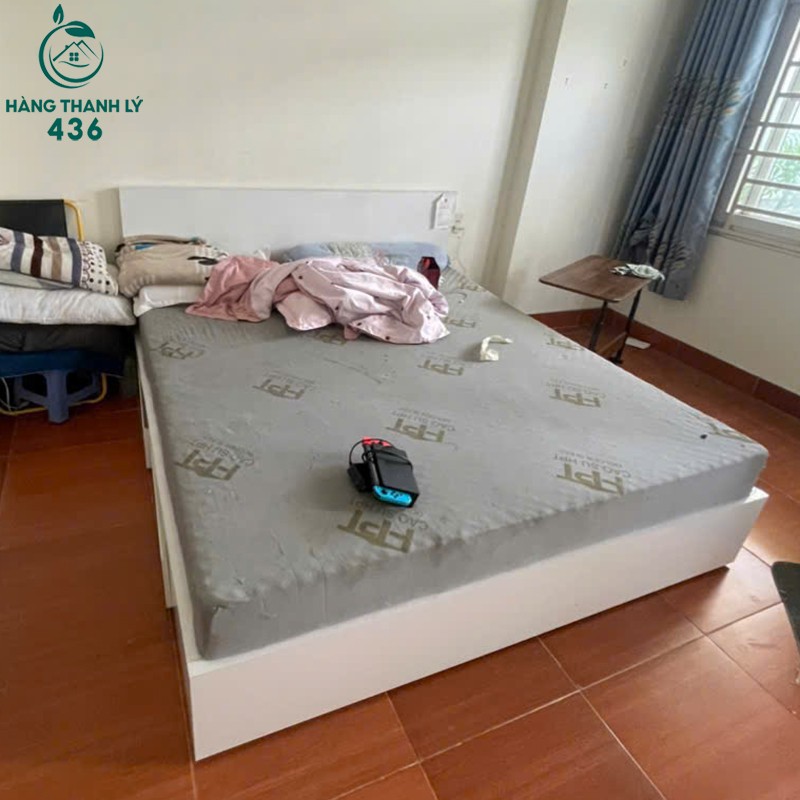 Giường Có Hộc Chứa Đồ Cũ Màu Trắng Gọn Gàng 1m8 giuong-co-hoc-chua-do-cu-mau-trang-gon-gang-1m8-2 Giường Có Hộc Chứa Đồ Cũ Màu Trắng Gọn Gàng 1m8