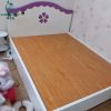 Giường Gỗ Cũ Mặt Nâu Khung Trắng Gọn Gàng 1M6