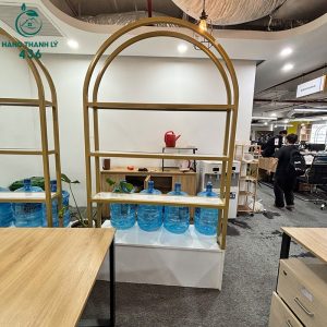 ke-decor-cu-khung-sat-vom-cao-nhieu-tang-2-300x300 Mua Bán Bàn Ghế Cũ, Nội Thất Cũ Tại TPHCM  
