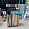 Quầy Pha Chế Cũ Có Khung Treo Bảng Cao