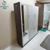 Tủ Áo Gia Đình Cũ Kèm Gương Soi Dài