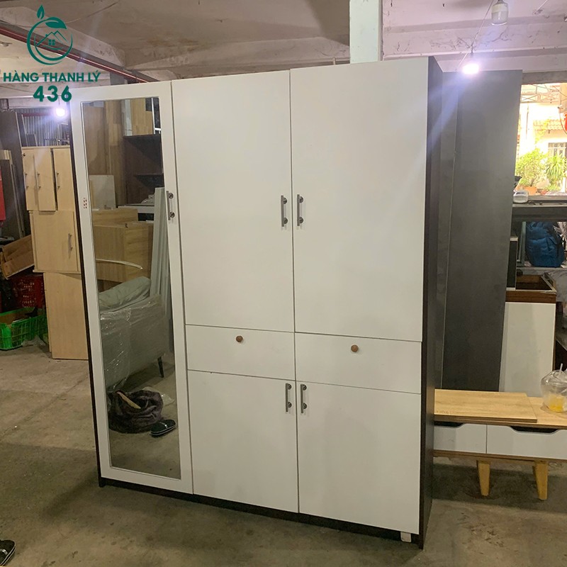 Tủ Áo Gia Đình Cũ Kèm Gương Soi Dài tu-ao-gia-dinh-cu-kem-guong-soi-dai-3 Tủ Áo Gia Đình Cũ Kèm Gương Soi Dài