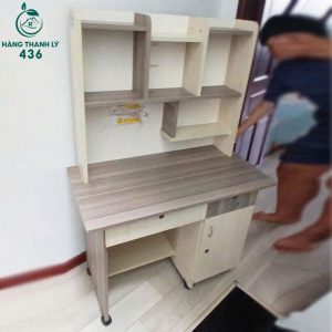ban-hoc-kem-ke-sach-cu-dang-nhieu-o-2-300x300 Mua Bán Bàn Ghế Cũ, Nội Thất Cũ Tại TPHCM  