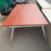 Bàn Họp Cũ Mặt Gỗ Màu Nâu 2m4