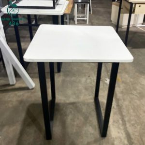 ban-lam-viec-ca-nhan-cu-mat-vuong-300x300 Mua Bán Bàn Ghế Cũ, Nội Thất Cũ Tại TPHCM  