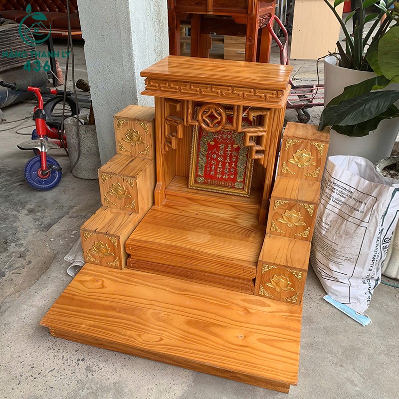 Bàn Thờ Thần Tài Ông Địa Cũ Chạm Hoa Sen ban-tho-than-tai-ong-dia-cu-cham-hoa-sen-1 Bàn Thờ Thần Tài Ông Địa Cũ Chạm Hoa Sen