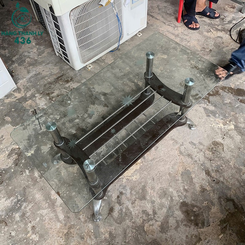 Bàn Trà Mặt Kính Cũ Có Tầng Kệ Bên Dưới ban-tra-mat-kinh-cu-co-tang-ke-ben-duoi-3 Bàn Trà Mặt Kính Cũ Có Tầng Kệ Bên Dưới