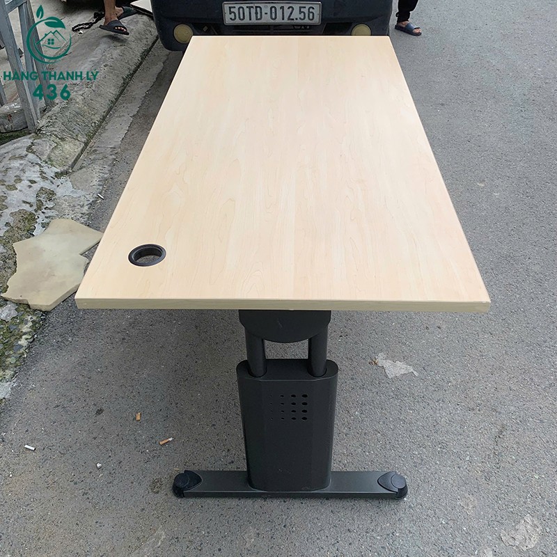 Bàn Văn Phòng Chân Sắt Cũ Mặt Vân Gỗ 1m4 ban-van-phong-chan-sat-cu-mat-van-go-1m4-4 Bàn Văn Phòng Chân Sắt Cũ Mặt Vân Gỗ 1m4