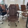 Ghế Giám Đốc Cũ Kèm Chân Gác Kéo Ra