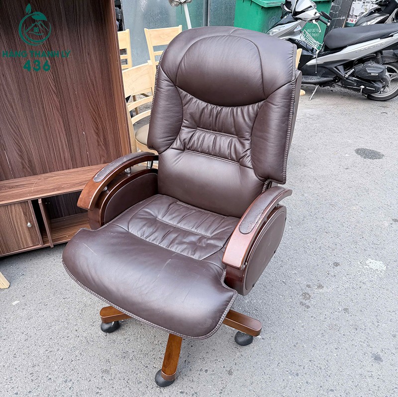Ghế Lãnh Đạo Cũ Bọc Da Màu Nâu ghe-lanh-dao-cu-boc-da-mau-nau-3 Ghế Lãnh Đạo Cũ Bọc Da Màu Nâu