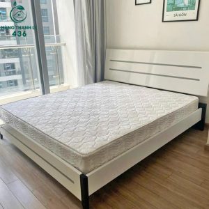 giuong-1m8-cu-khung-trang-phoi-den-1-300x300 Mua Bán Bàn Ghế Cũ, Nội Thất Cũ Tại TPHCM  