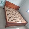 Giường Gỗ Cũ 1m8 × 2m Có Hoa Văn Trang Trí