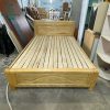 Giường Gỗ Cũ 1m4 x 2m Chạm Hoa Văn