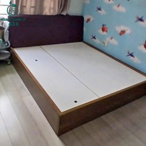 giuong-ngu-cu-1m8-kem-dau-giuong-boc-nem-1-300x300 Mua Bán Bàn Ghế Cũ, Nội Thất Cũ Tại TPHCM  