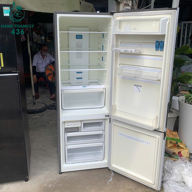 Tủ Lạnh Electrolux Cũ Màu Trắng Hiện Đại tu-lanh-electrolux-cu-mau-trang-hien-dai-3 Tủ Lạnh Electrolux Cũ Màu Trắng Hiện Đại