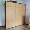 Tủ Quần Áo Cũ Có Khoang Treo Và Kệ 2M4