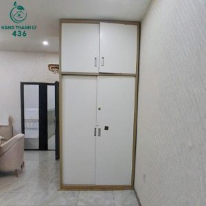 tu-quan-ao-cu-cua-lua-mau-trang-phoi-go-1m35-1-300x300 Mua Bán Bàn Ghế Cũ, Nội Thất Cũ Tại TPHCM  