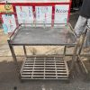 1. Bàn Đựng Dụng Cụ Cũ 2 Tầng Có Kệ Thoáng