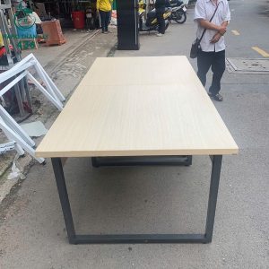 ban-hop-van-phong-cu-chan-sat-khung-vuong-3-300x300 Mua Bán Bàn Ghế Cũ, Nội Thất Cũ Tại TPHCM  