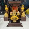 Bàn Thờ Ông Địa Cũ Có Bục Đặt Bình Hoa