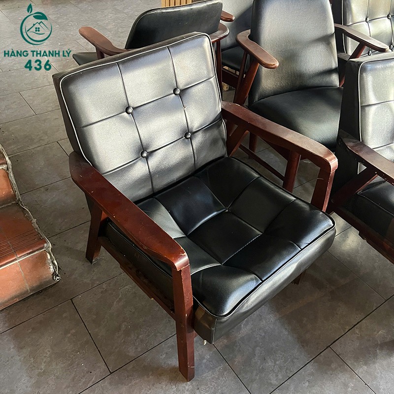 Ghế Sofa Đơn Cũ Bọc Nệm Màu Đen ghe-sofa-don-cu-boc-nem-mau-den-1 Ghế Sofa Đơn Cũ Bọc Nệm Màu Đen