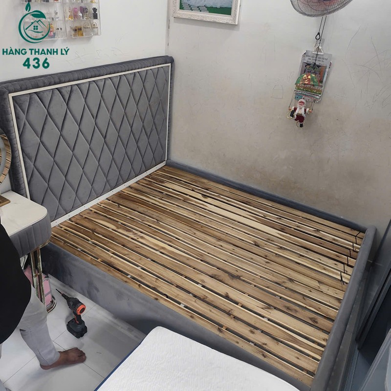 Giường Ngủ Cũ Đầu Giường Chần Ô Trám Đẹp Mắt giuong-ngu-cu-dau-giuong-chan-o-tram-dep-mat Giường Ngủ Cũ Đầu Giường Chần Ô Trám Đẹp Mắt