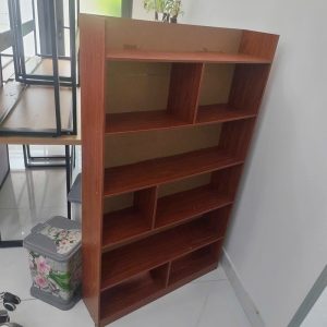 ke-go-cu-nhieu-o-dung-do-tien-loi-300x300 Mua Bán Bàn Ghế Cũ, Nội Thất Cũ Tại TPHCM  