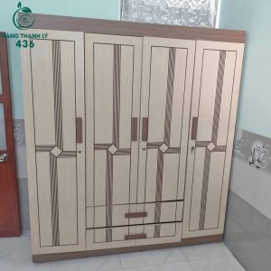 tu-ao-cu-mau-kem-co-hoa-tiet-trang-tri-1m8-2-300x300 Mua Bán Bàn Ghế Cũ, Nội Thất Cũ Tại TPHCM  