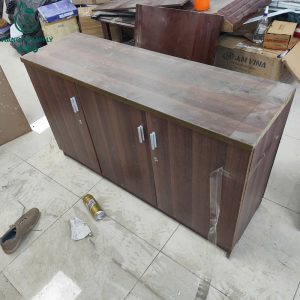 tu-ho-so-cu-1m3-go-nau-co-3-canh-mo-1-300x300 Mua Bán Bàn Ghế Cũ, Nội Thất Cũ Tại TPHCM  