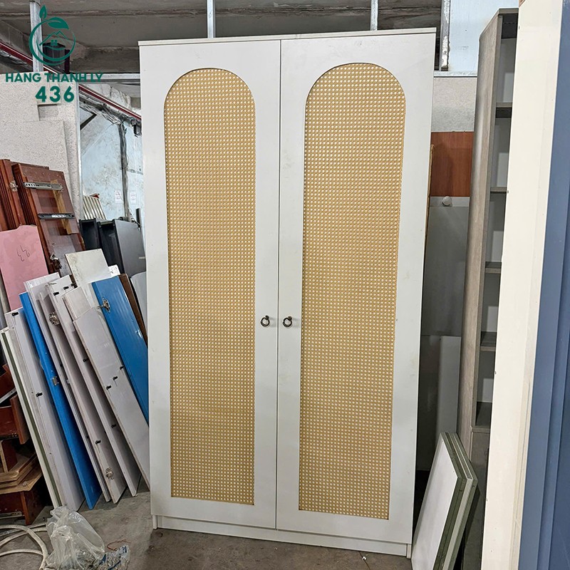 tu-quan-ao-cu-1m2-hai-canh-phoi-may-vang-nhat-3 Tủ Quần Áo Cũ 1m2 Hai Cánh Phối Mây Vàng Nhạt 2m2  